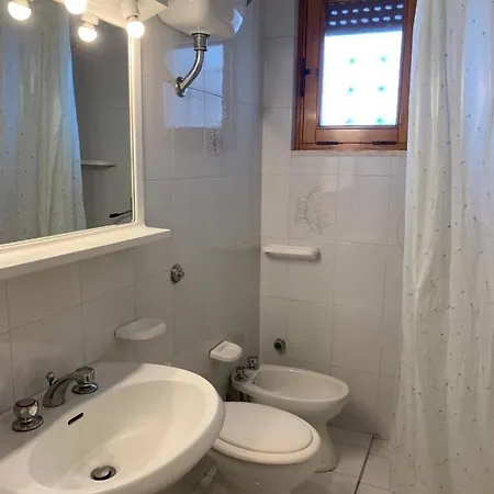 Casa Tabu, A 2 Passi Dal Mare In Сasa de vacaciones *