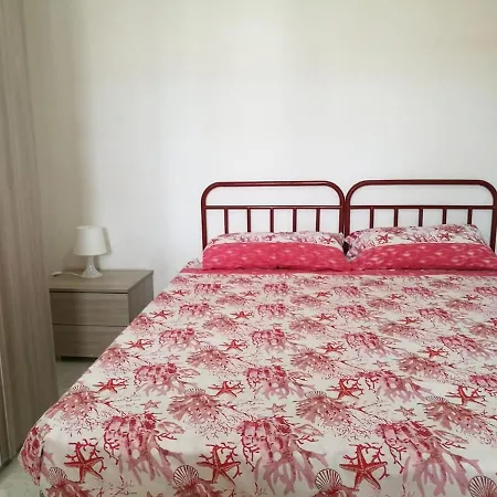 Casa Tabu, A 2 Passi Dal Mare In